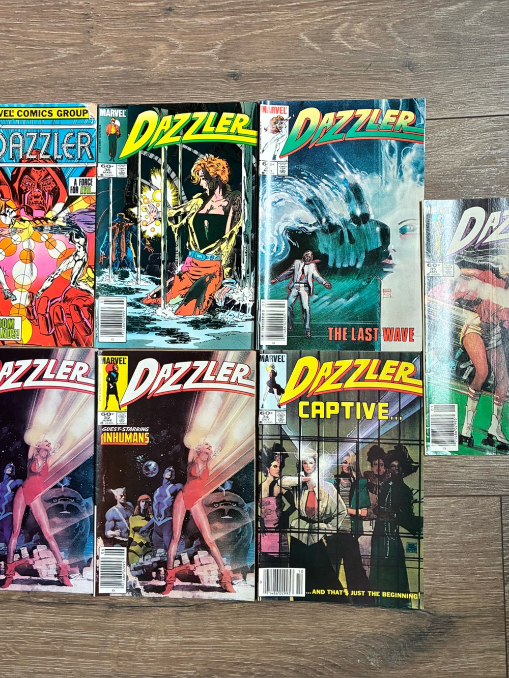 Marvel Dazzler Comic Lot - Red, Blue, Green, Yellow